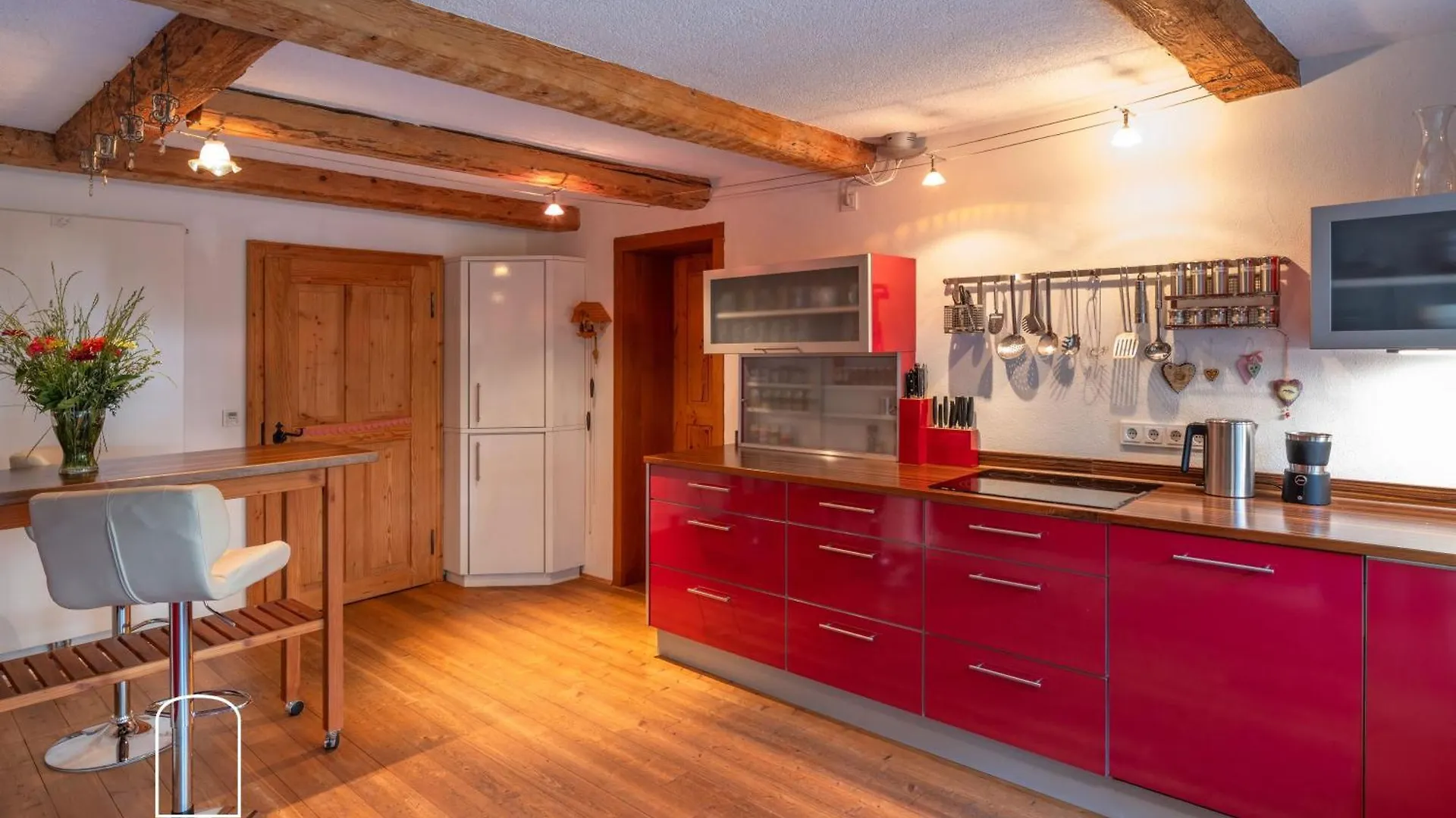 Wunderschoenes Ferienhaus Mit Kamin In Riederau Diessen am Ammersee 0*,  Germany